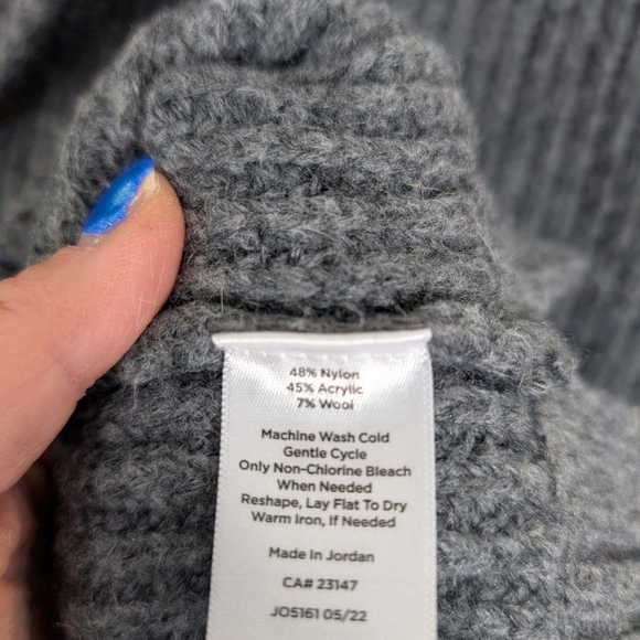 Talbots Gray Knit Acrylic Wool Nylon V Neck Pullover Sweater - Picture 4 of 6